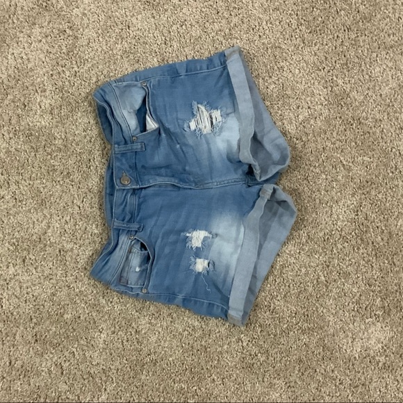 ripped jean shorts - Picture 1 of 4